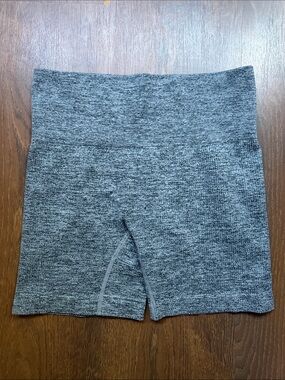 Colsie seamless ribbed shorts